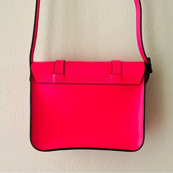 NWOT Dr. Martens 7 inch Mini Leather Satchel Crossbody Bag - Picture 2 of 9